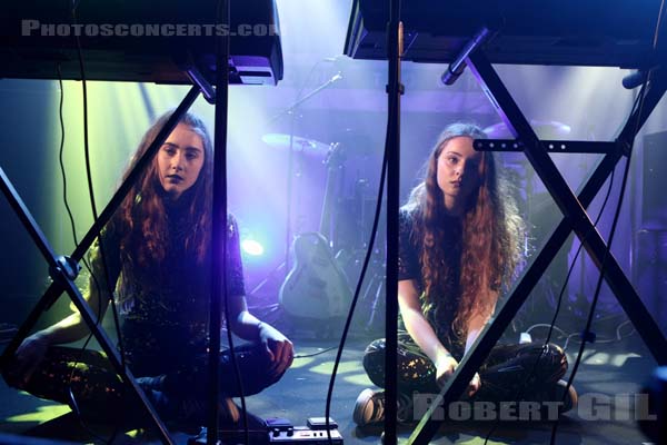 LET'S EAT GRANDMA - 2016-04-16 - PARIS - Point Ephemere - 